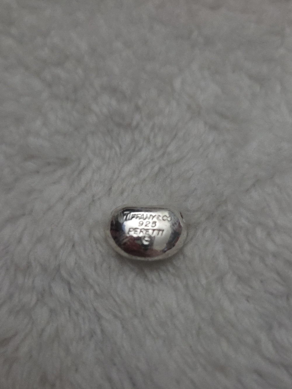 Tiffany & Co Small Bean Pendant - Picture 2 of 2